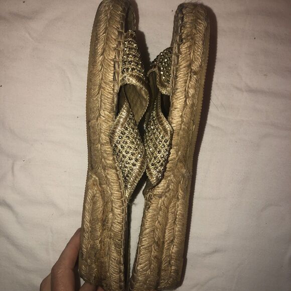 9 M Bare Traps Tan Ladies Womens Shoe Sandal Flip Flip Sparkle Silver Gold Tense - Picture 7 of 11